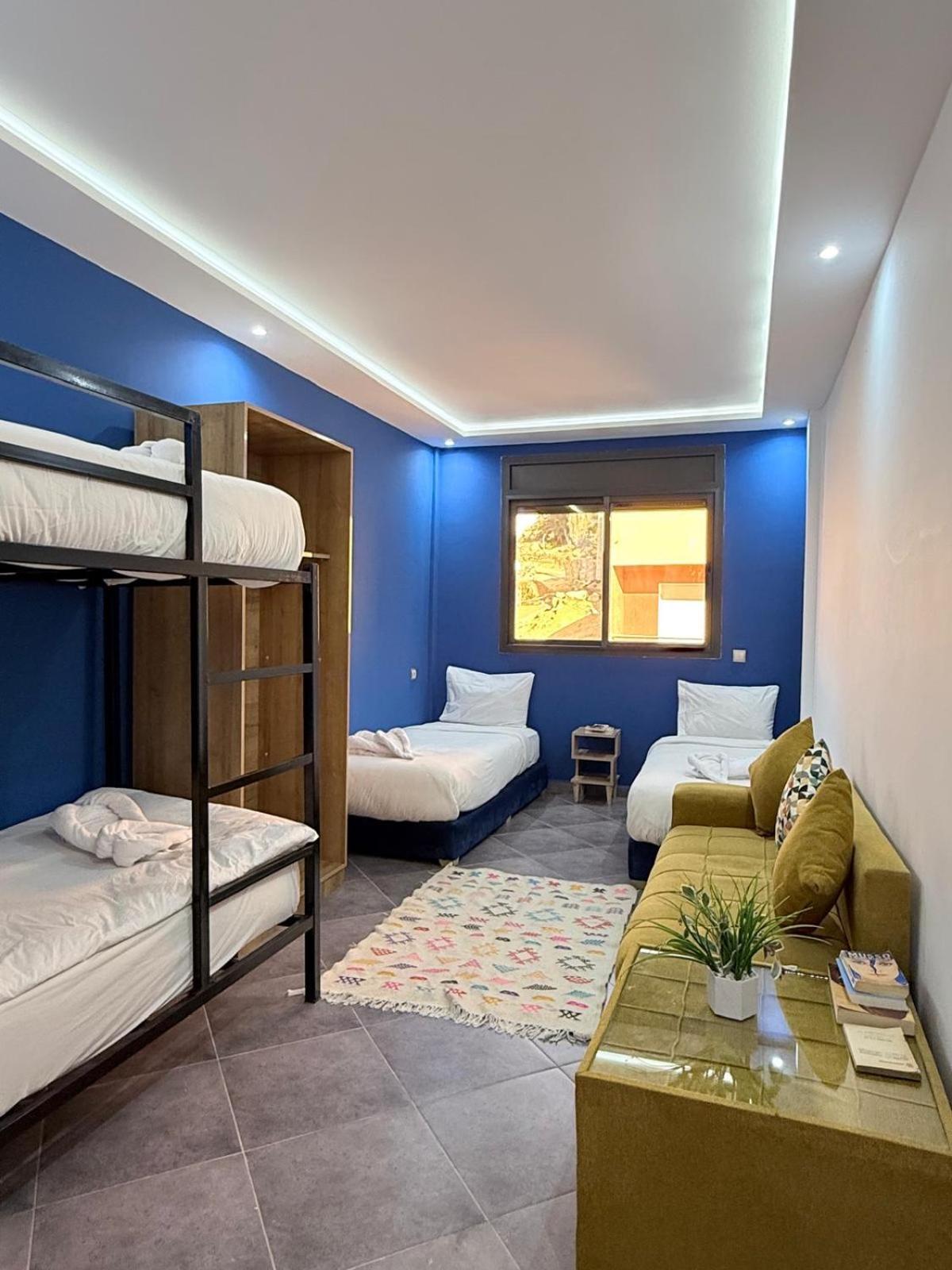 Playa Surf House Hostel Tamraght Екстериор снимка