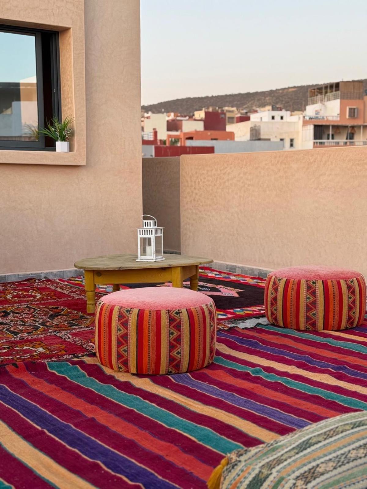 Playa Surf House Hostel Tamraght Екстериор снимка